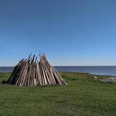 Σπίτι διακοπών An Old Horse Stable By The Sea Marksa